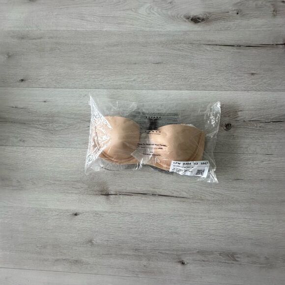 Savage X Fenty Core Microfiber Strapless Bra Honey Nude‎ NWT IN PACKAGE - Picture 7 of 9